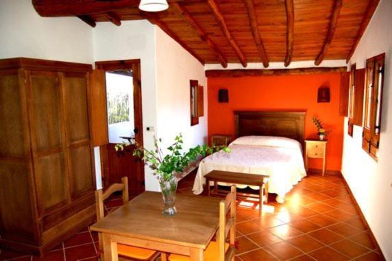 La Molinilla Apartamentos Y Hammam (Adults Only) Linares de la Sierra Quarto foto